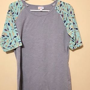 LuLaRoe Gigi top